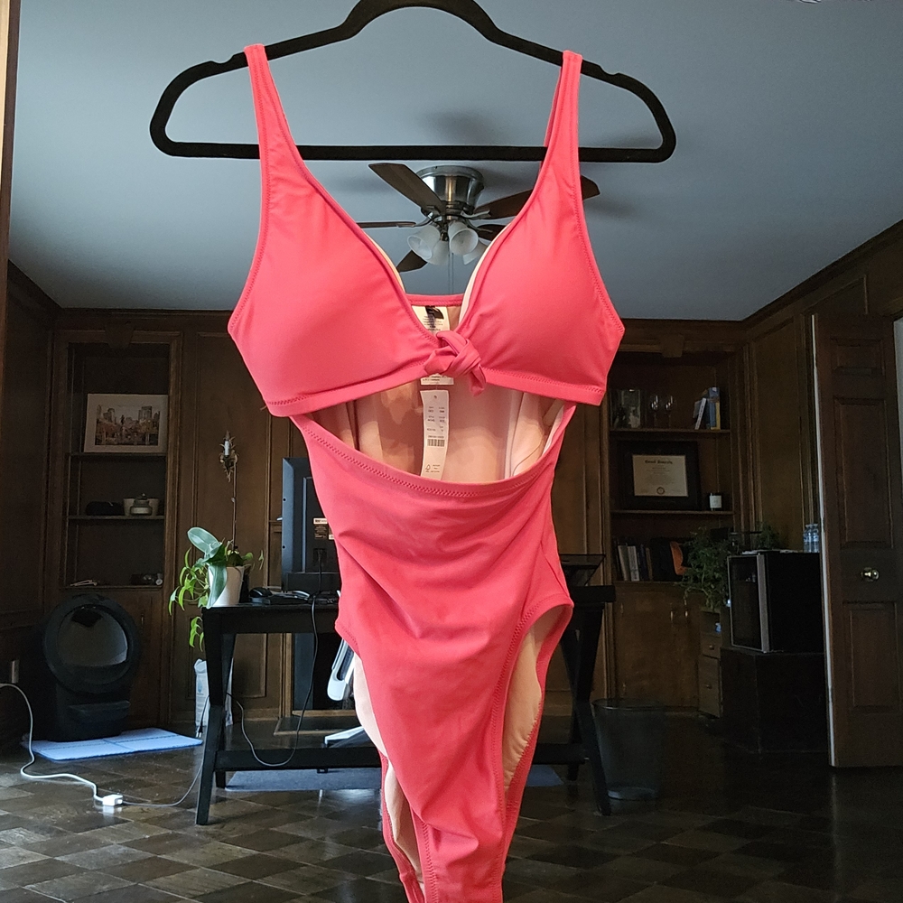 Victoria's Secret Pink Cutout Bra